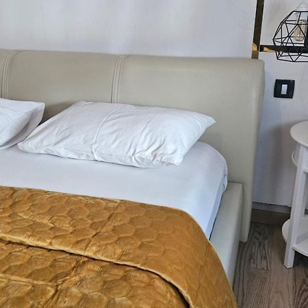 Apartment Gold & Gray ザダル エクステリア 写真